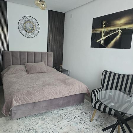 Lola'S Studio Брашов Экстерьер фото